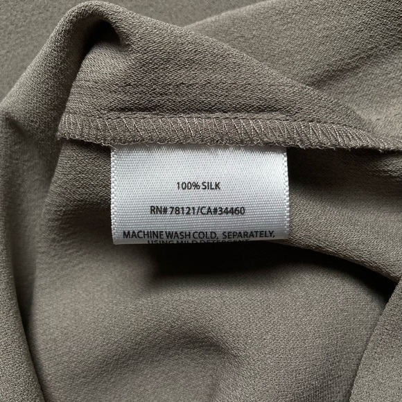 NWT Eileen Fisher Silk Georgette Wide Leg Pant in Stone Taupe - Size 12. - Picture 11 of 16